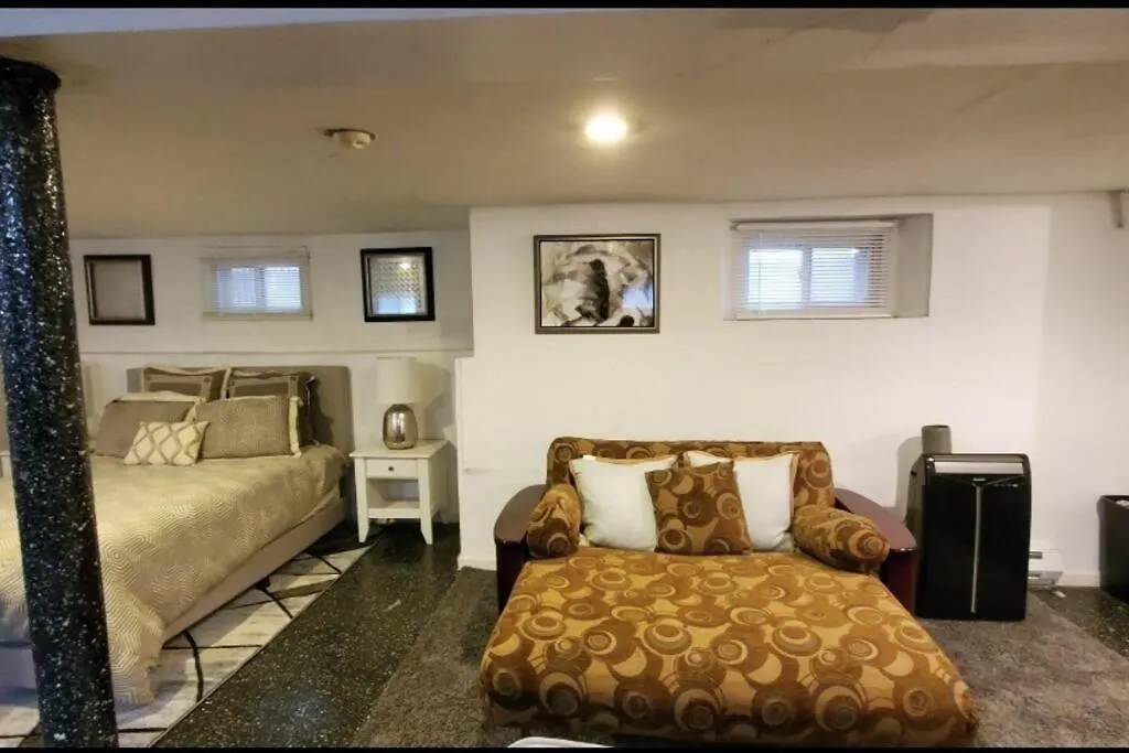 Cozy Studio; Lower Level Unit New York United States